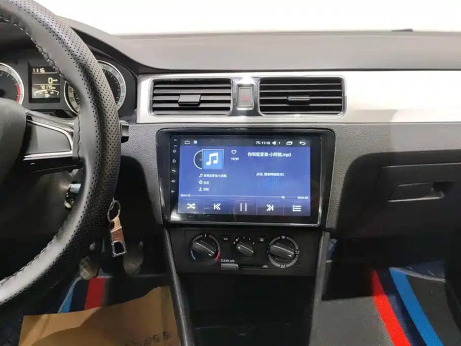 Škoda Rapid 2018 1.6L Manual Comfort Edition фото 13