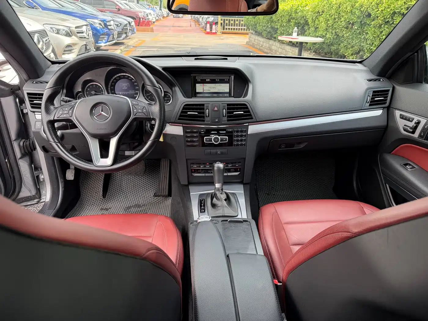 Mercedes-Benz E-Class (Import) 2012 E 200 CGI Coupe фото 10