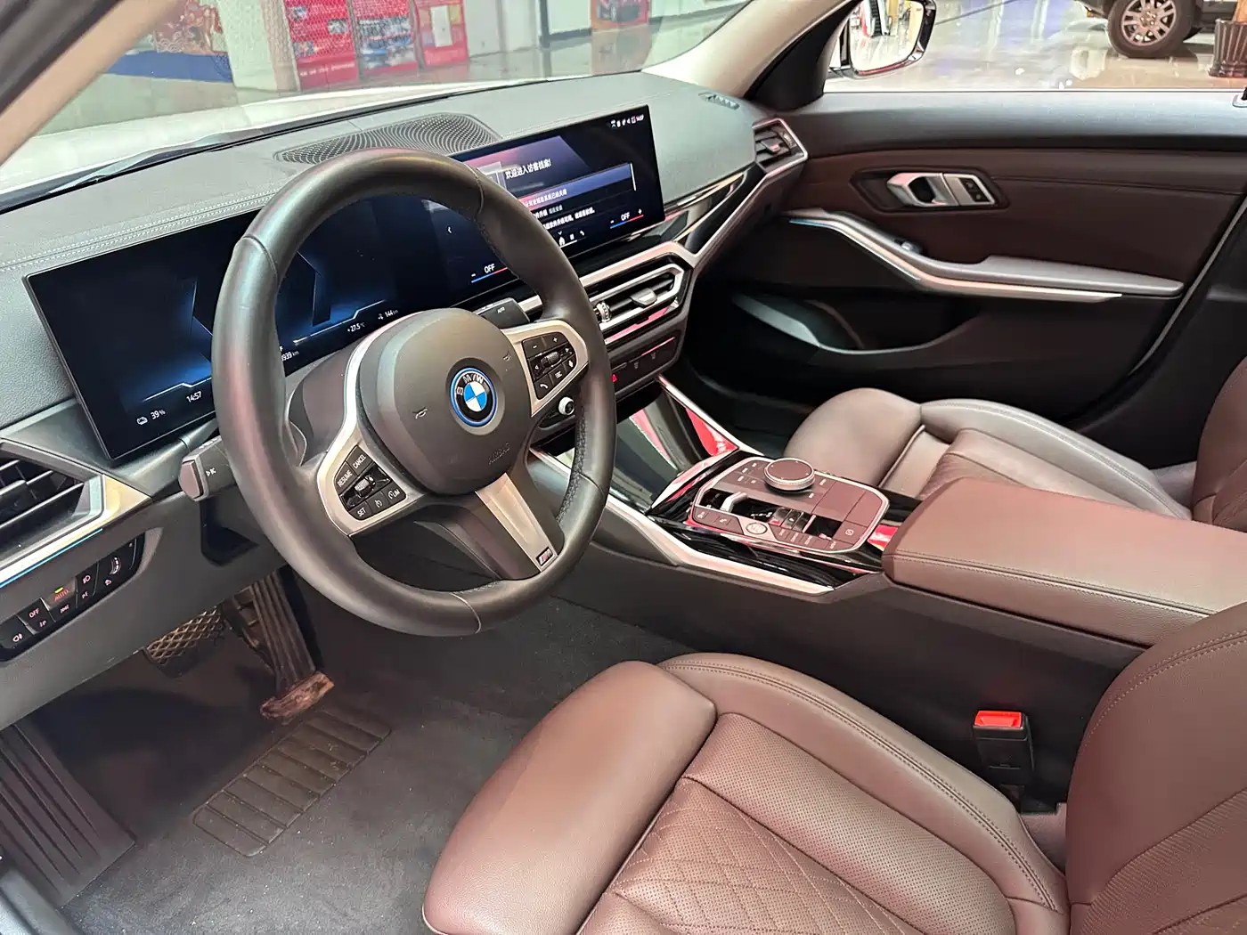 BMW i3 2024 eDrive 35 L фото 14