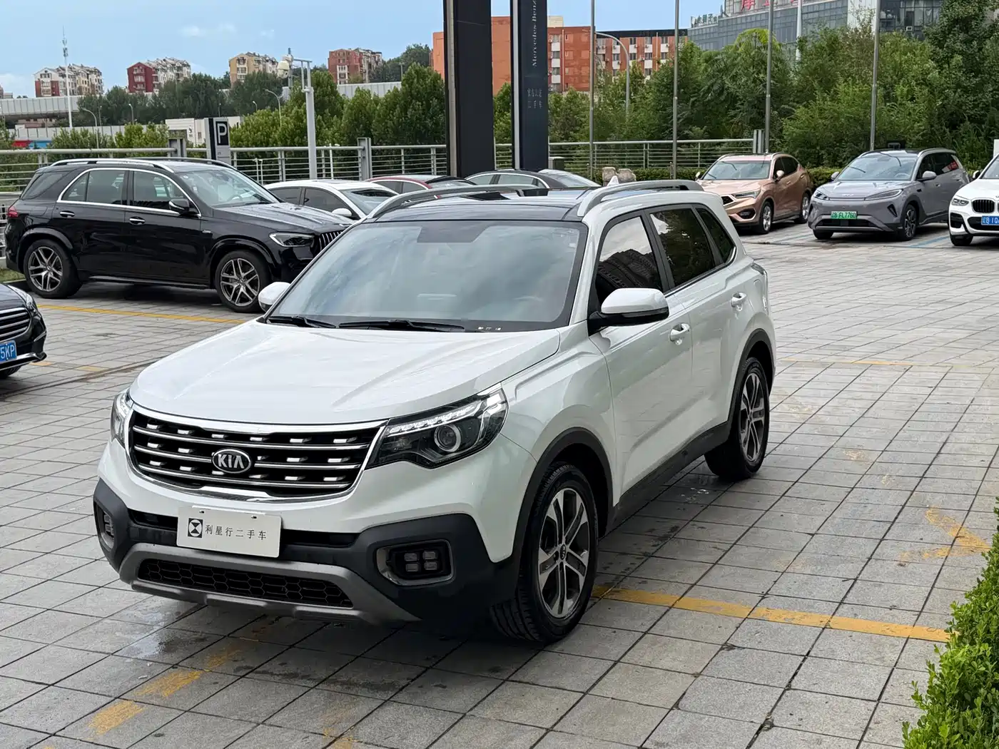 Фото 1 - Kia Sportage