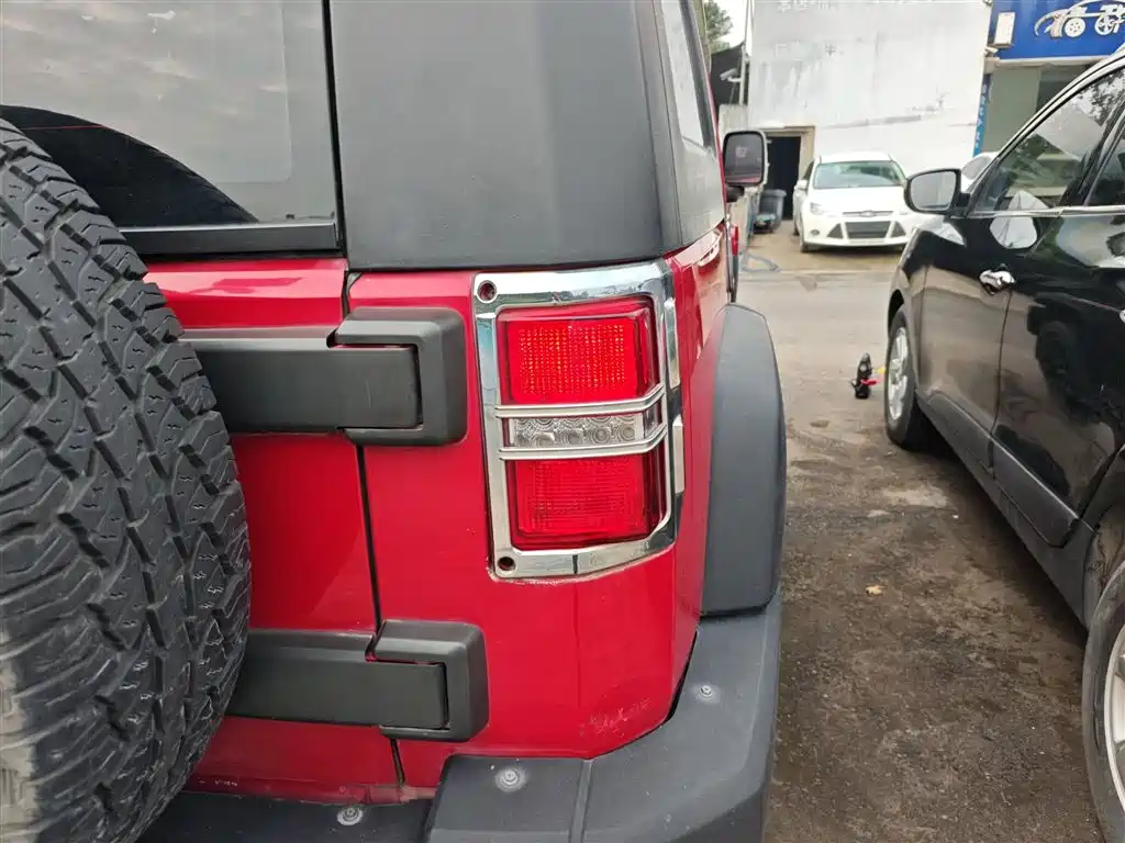 BAIC ORV Beijing Offroad BJ40 2016 Model 40L 2.3T Automatic 4WD Exclusive фото 8