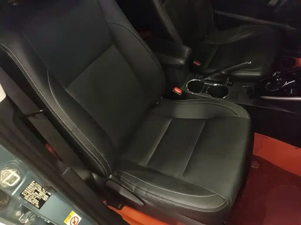 Photo 25 - Toyota Corolla