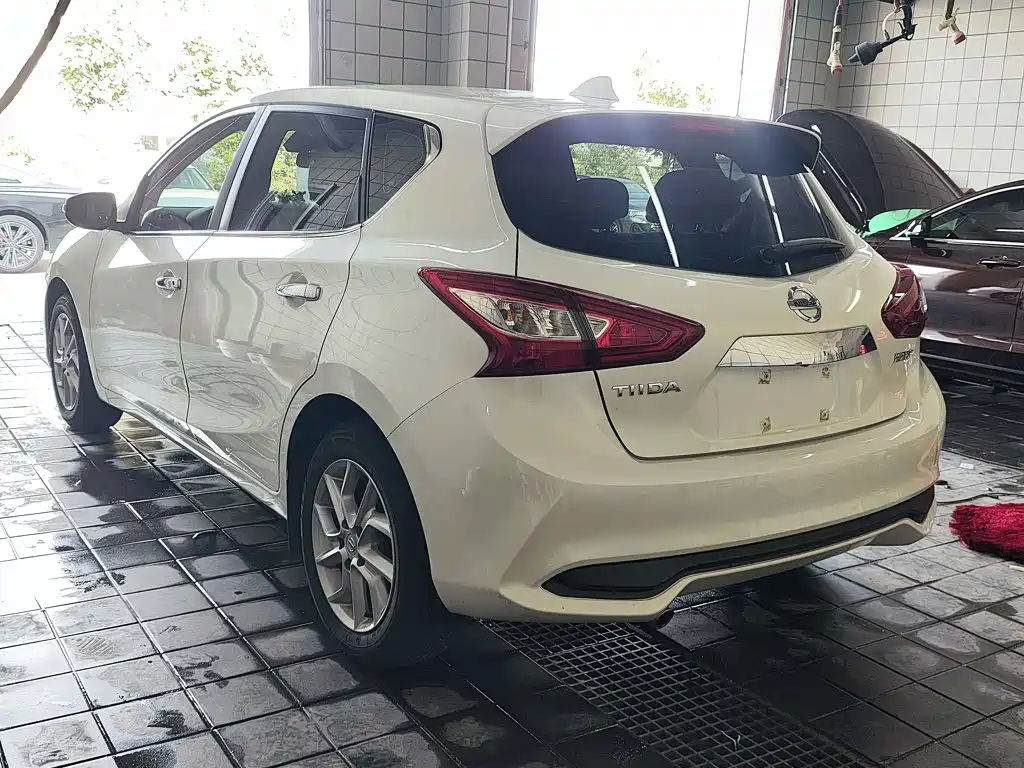 Nissan Tiida 2024 2024 1.6L CVT Smart Drive Edition