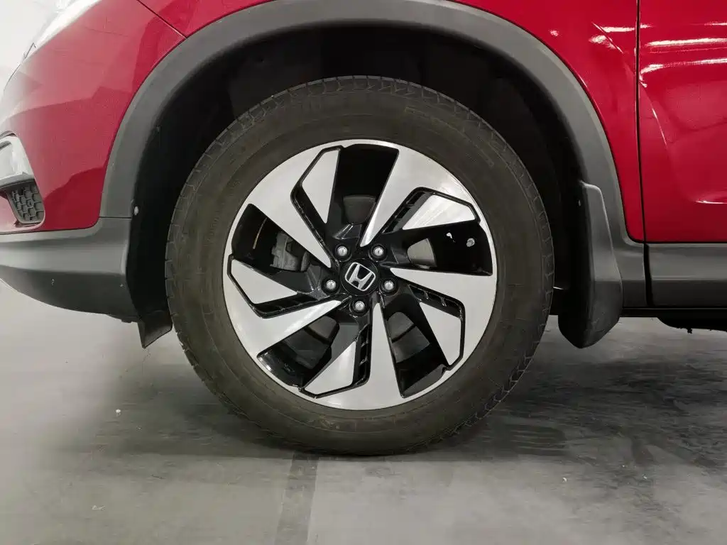 Фото 17 - Honda CR-V