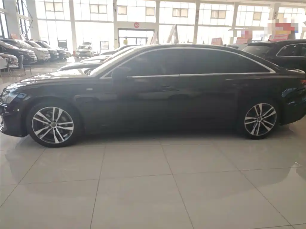Audi A6L 2021 40 TFSI Luxury Sport фото 10