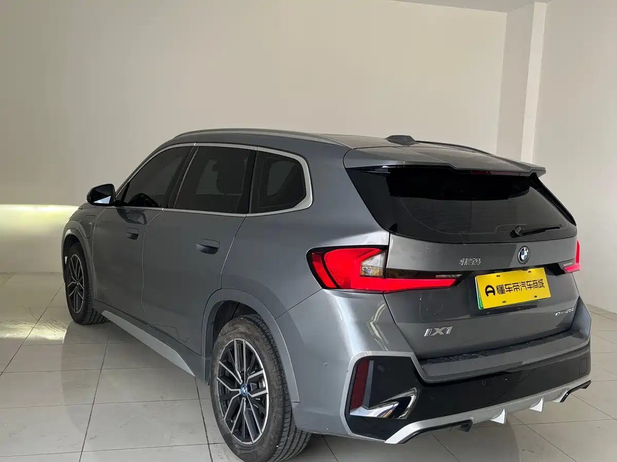 BMW iX1 2025 2023 eDrive25L M Sport Package