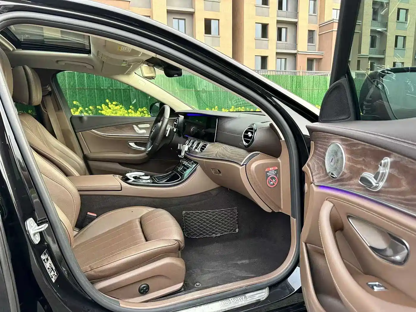 Mercedes-Benz E-Class 2016 E 200 L фото 4
