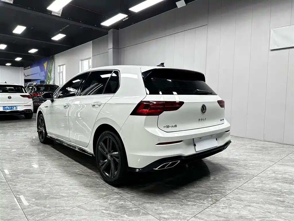 Volkswagen Golf 2023 Facelift 280TSI DSG R-Line Lite фото 6