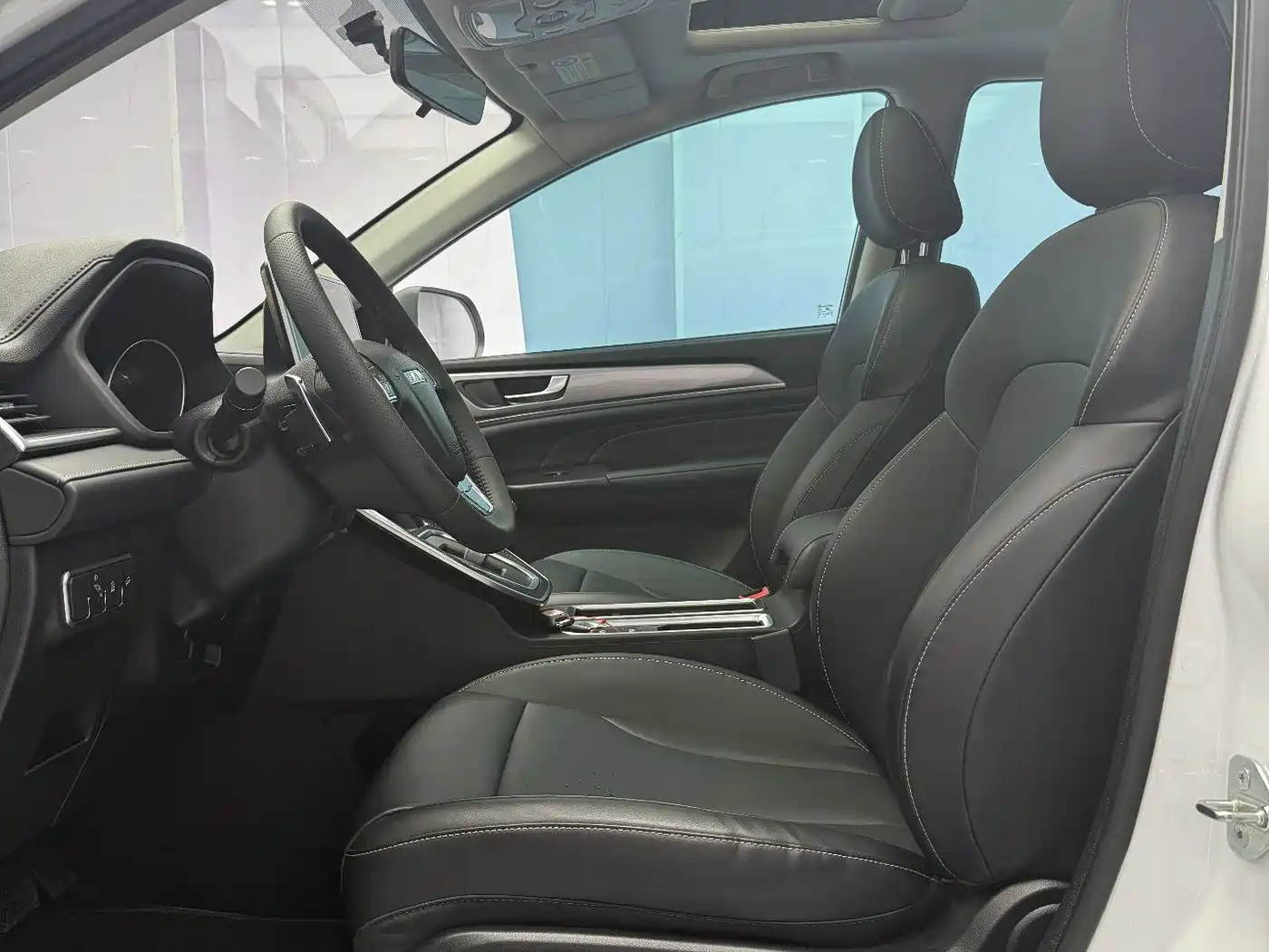 Haval M6 2021 PLUS 1.5T DCT Luxury Smart Connect фото 10