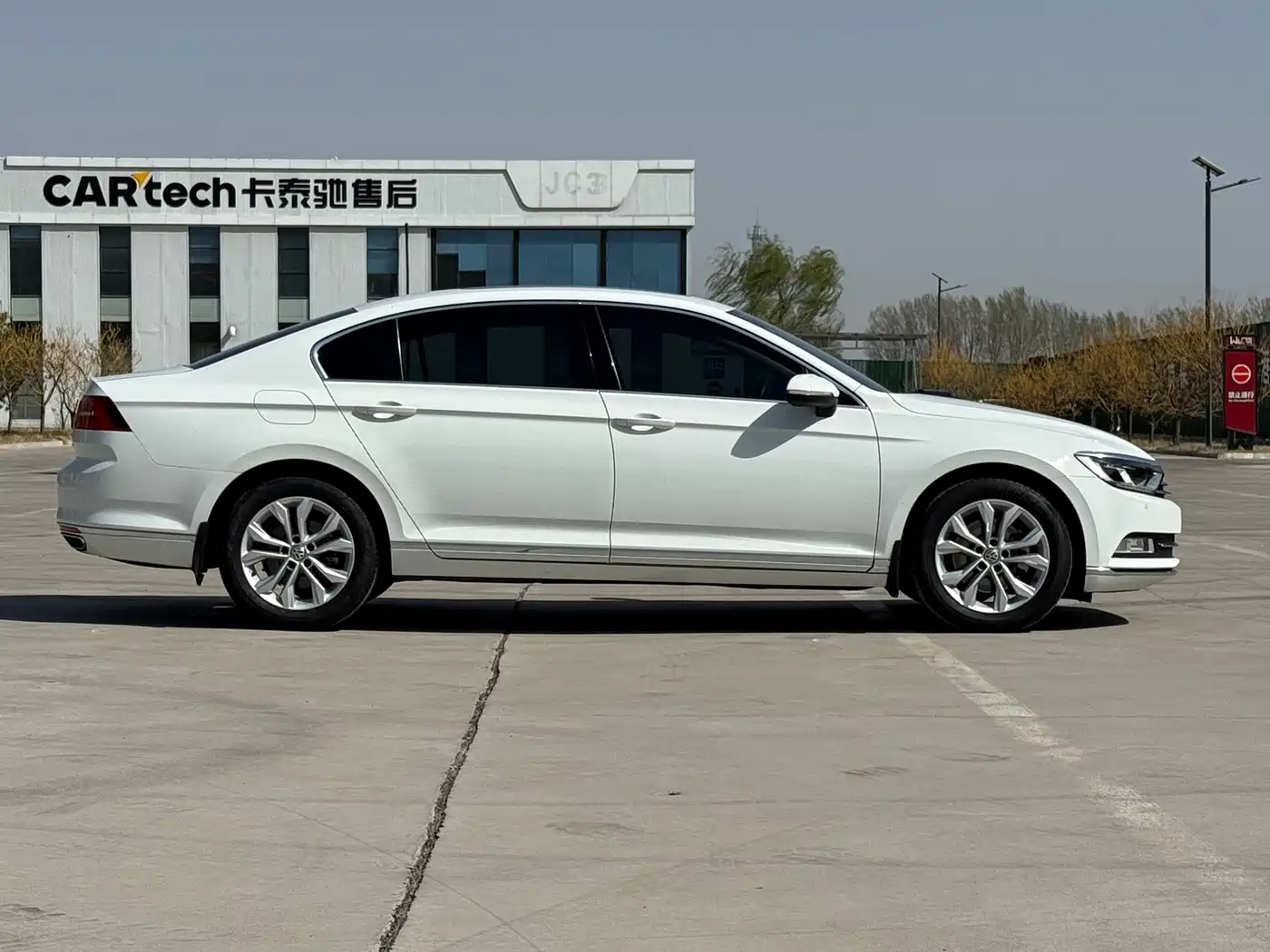 Volkswagen Magotan 2018 330TSI DSG Luxury фото 8
