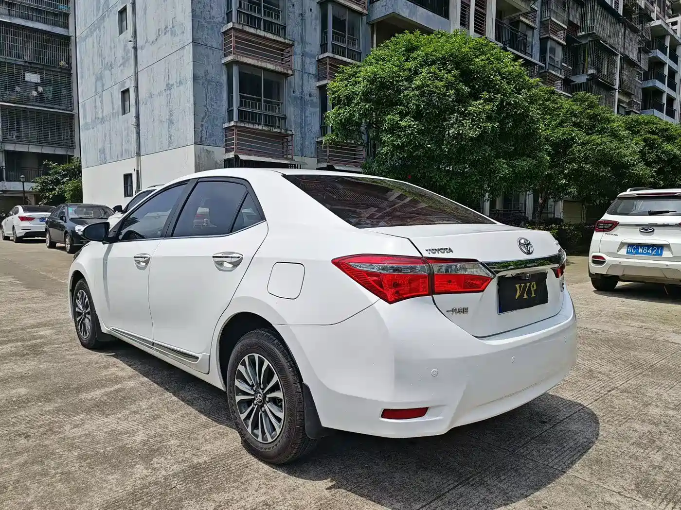 Toyota Corolla 2017 Facelift 1.2T S-CVT GL-i фото 9