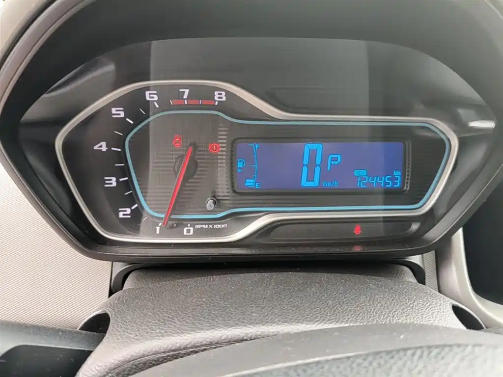 Chevrolet Aveo 2014 Sedan 1.4SL AT Fashion Edition фото 12