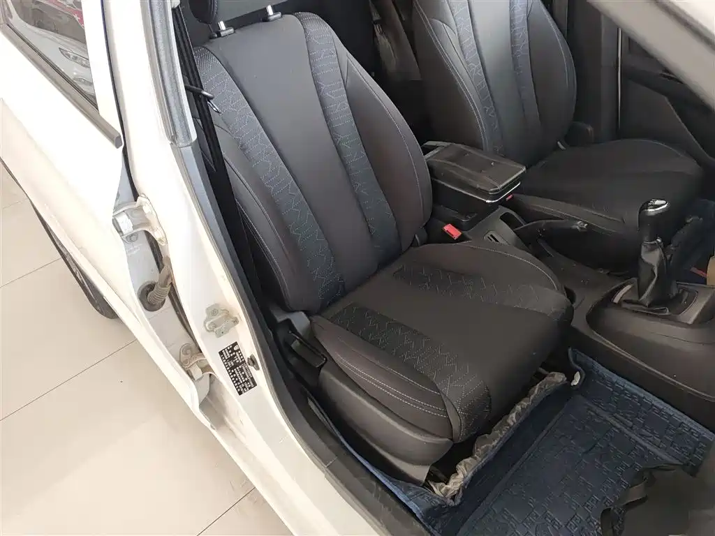 Baojun 310 2019 2016 1.2L Manual Comfort Model