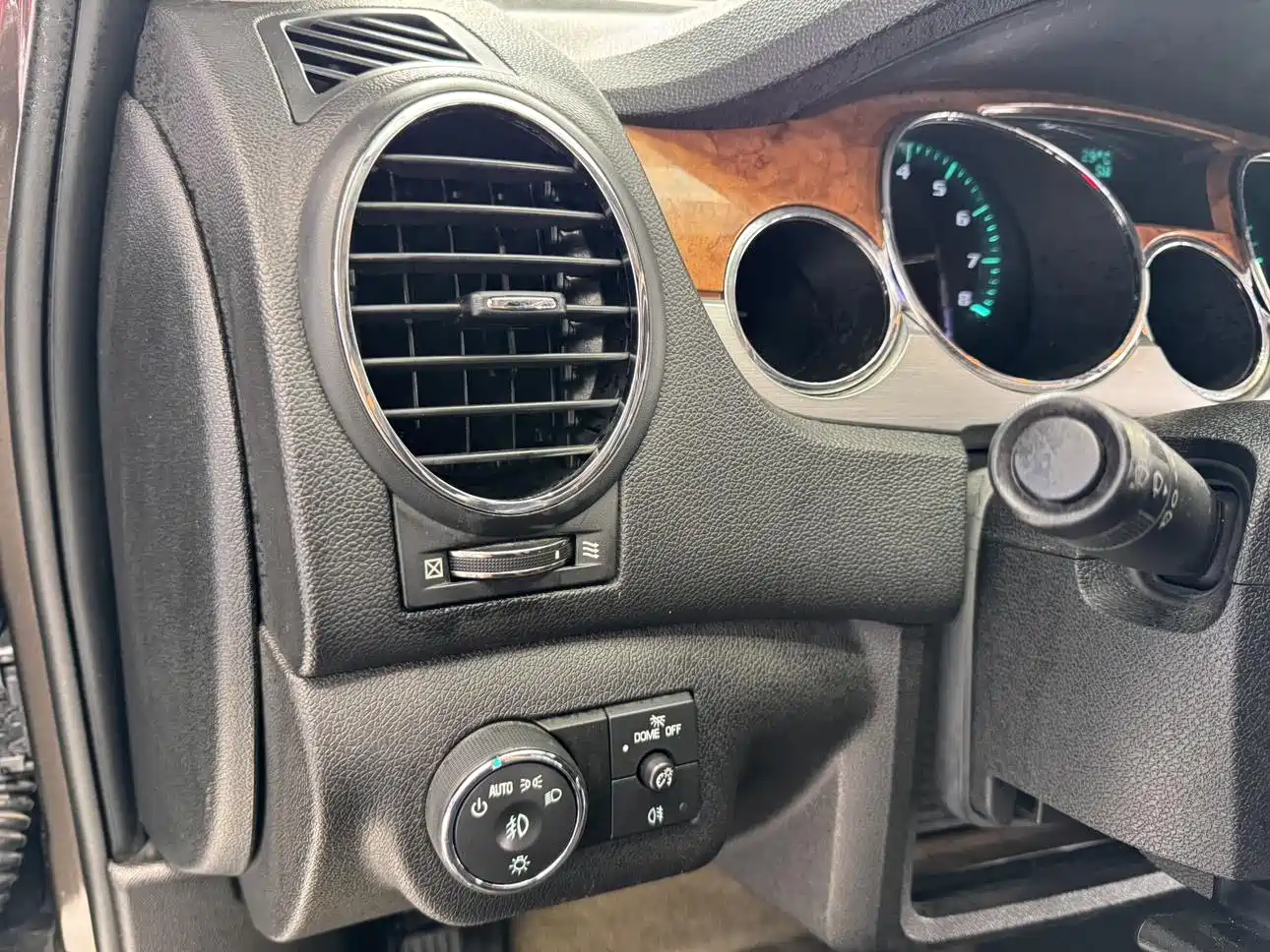Buick Enclave 2014 2013 3.6L 2WD Elegance Edition