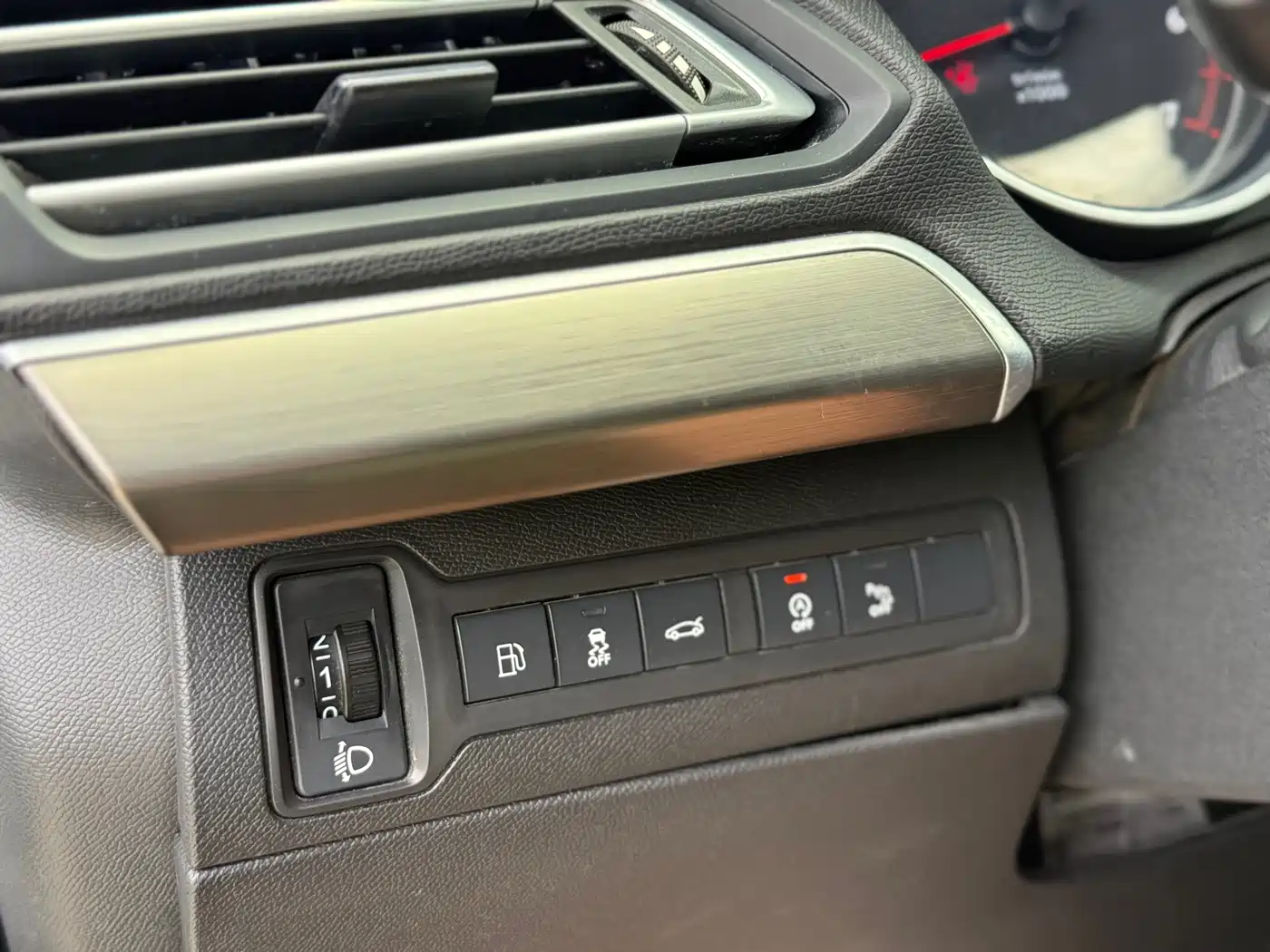 Peugeot 408 2018 Facelift 1.8L Automatic Luxury фото 23