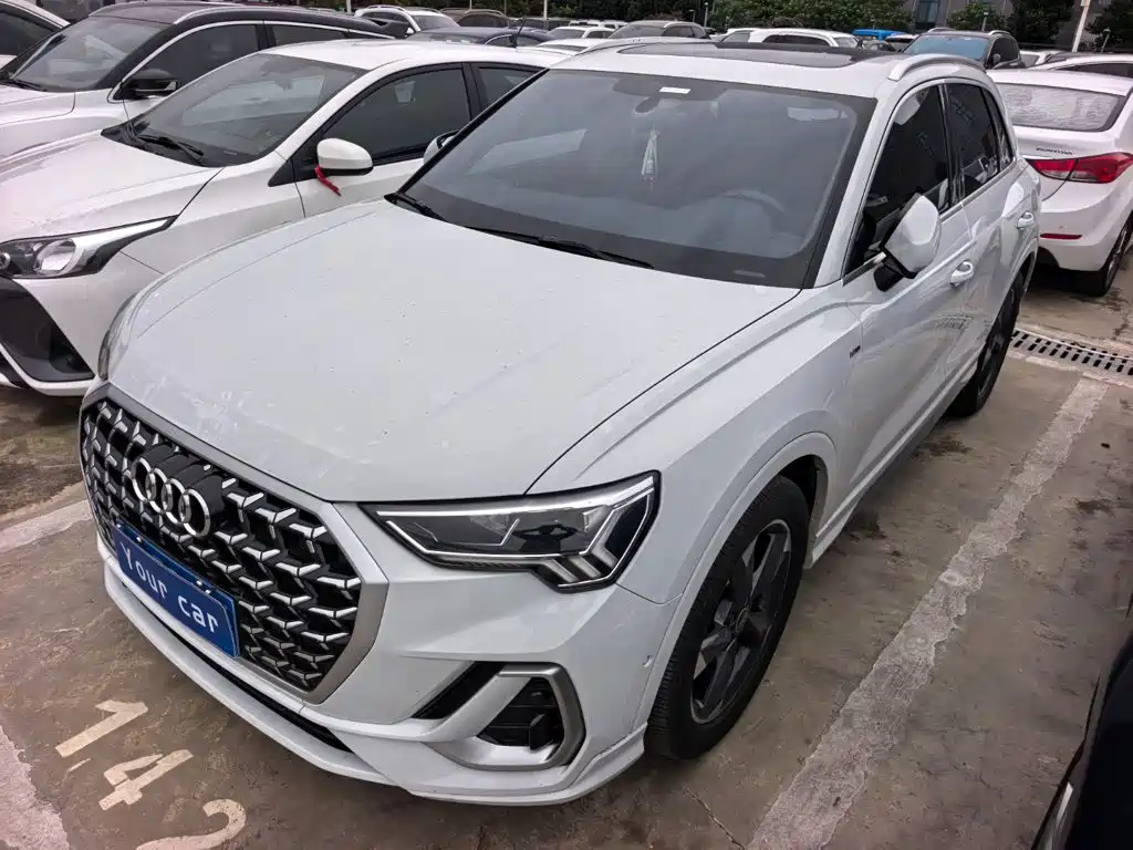Фото 1 - Audi Q3