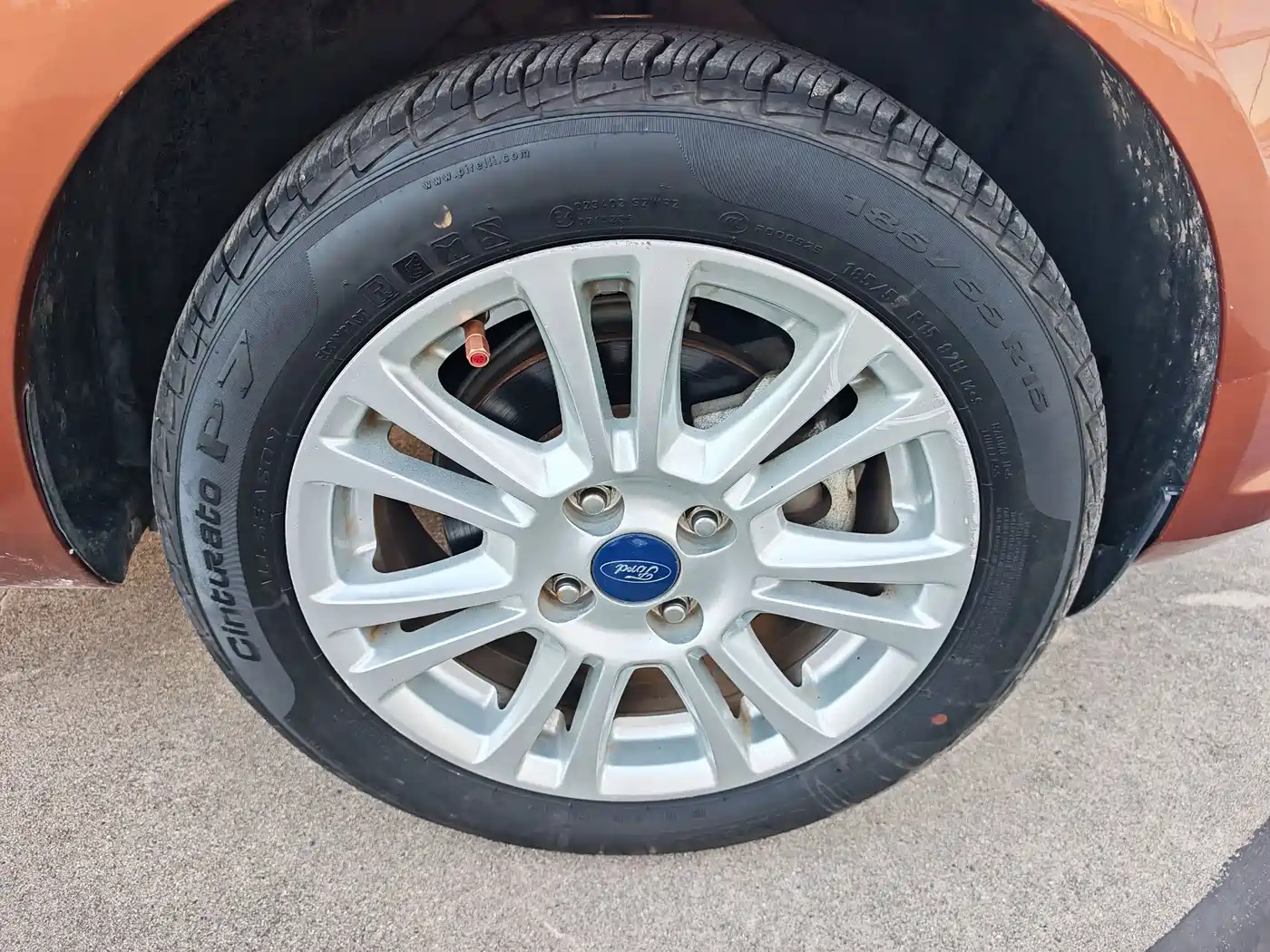 Фото 8 - Ford Fiesta