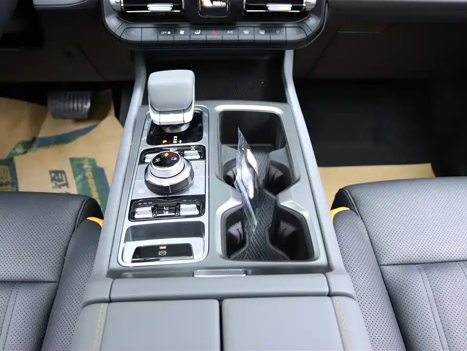 BAIC ORV Beijing Off-Road BJ40 Range Extender 2025 Standard Edition фото 23