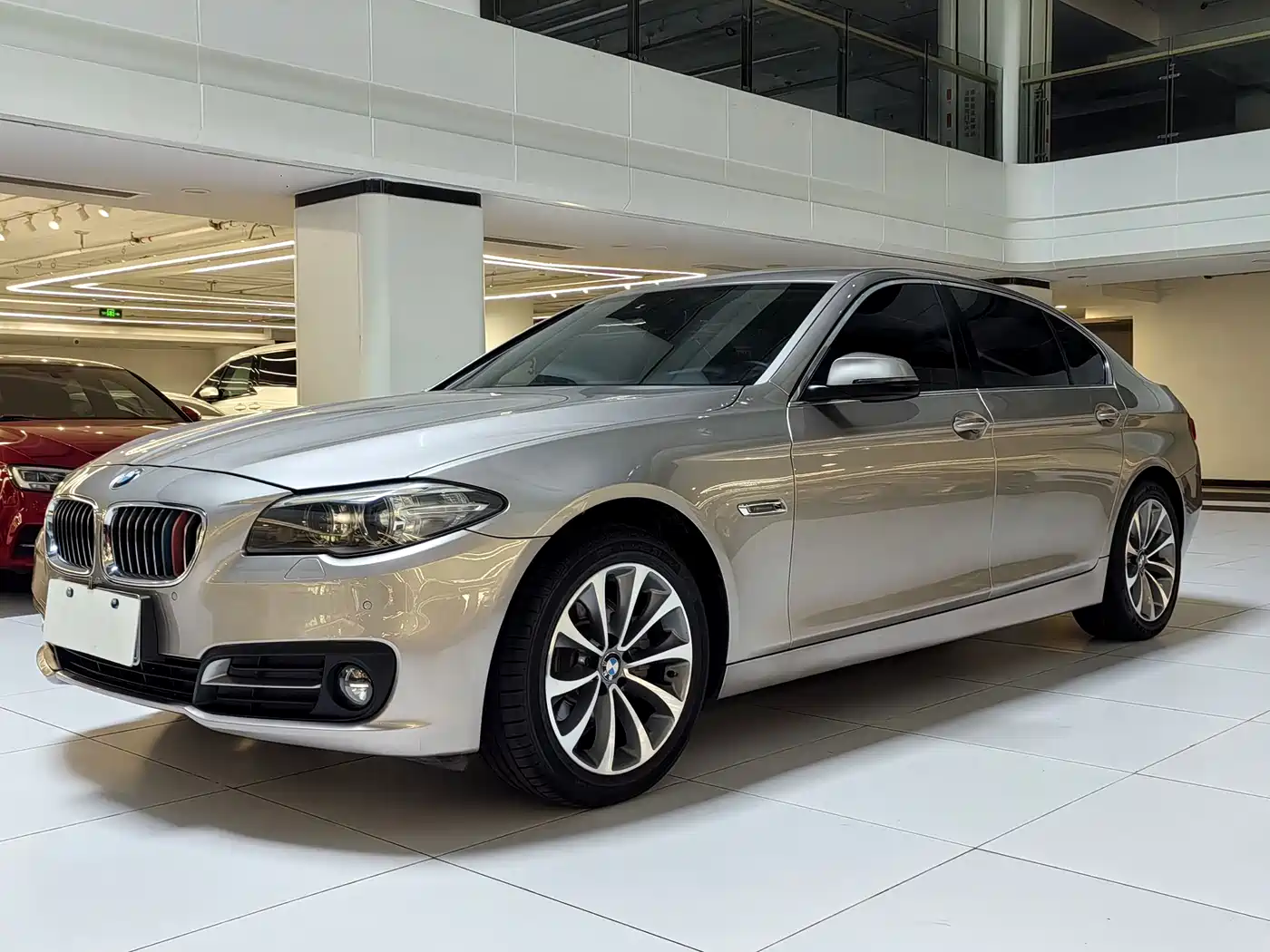 BMW 5 Series 2017 525Li Leading Edition