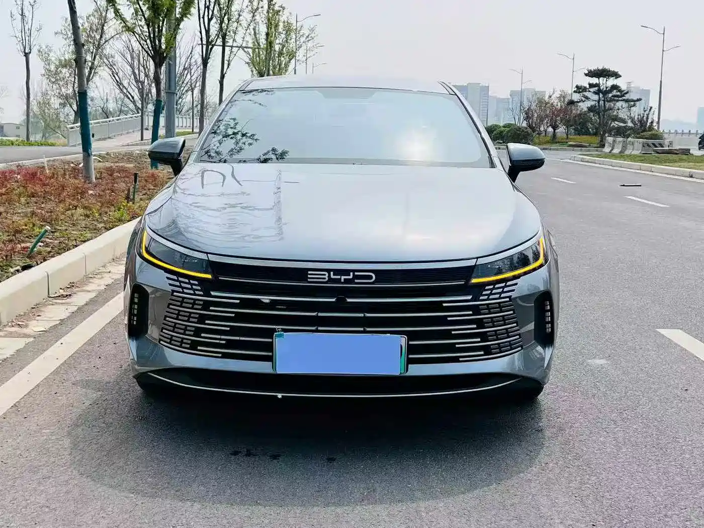 BYD Destroyer 05 2023 Model Champion Edition DM-i 120KM Luxury фото 2