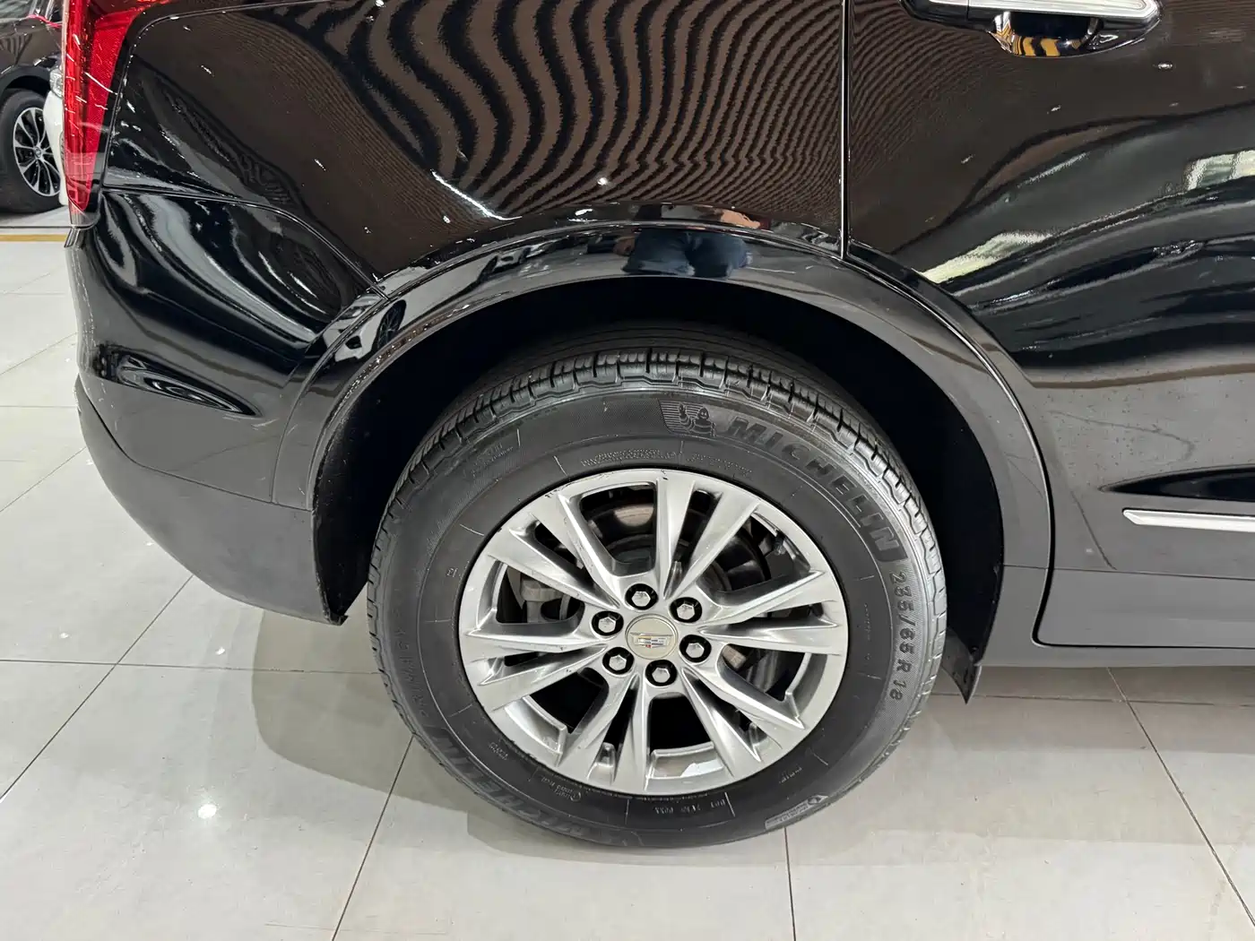 CADILLAC XT5
