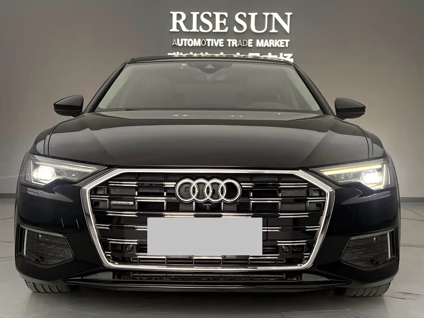 Audi A6L 2021 45 TFSI quattro Exclusive Elegance фото 2