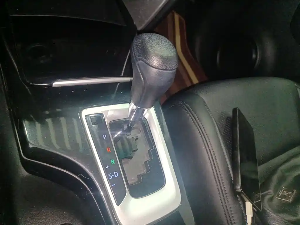 Toyota Fortuner 2016 2.7L Middle East Edition фото 14