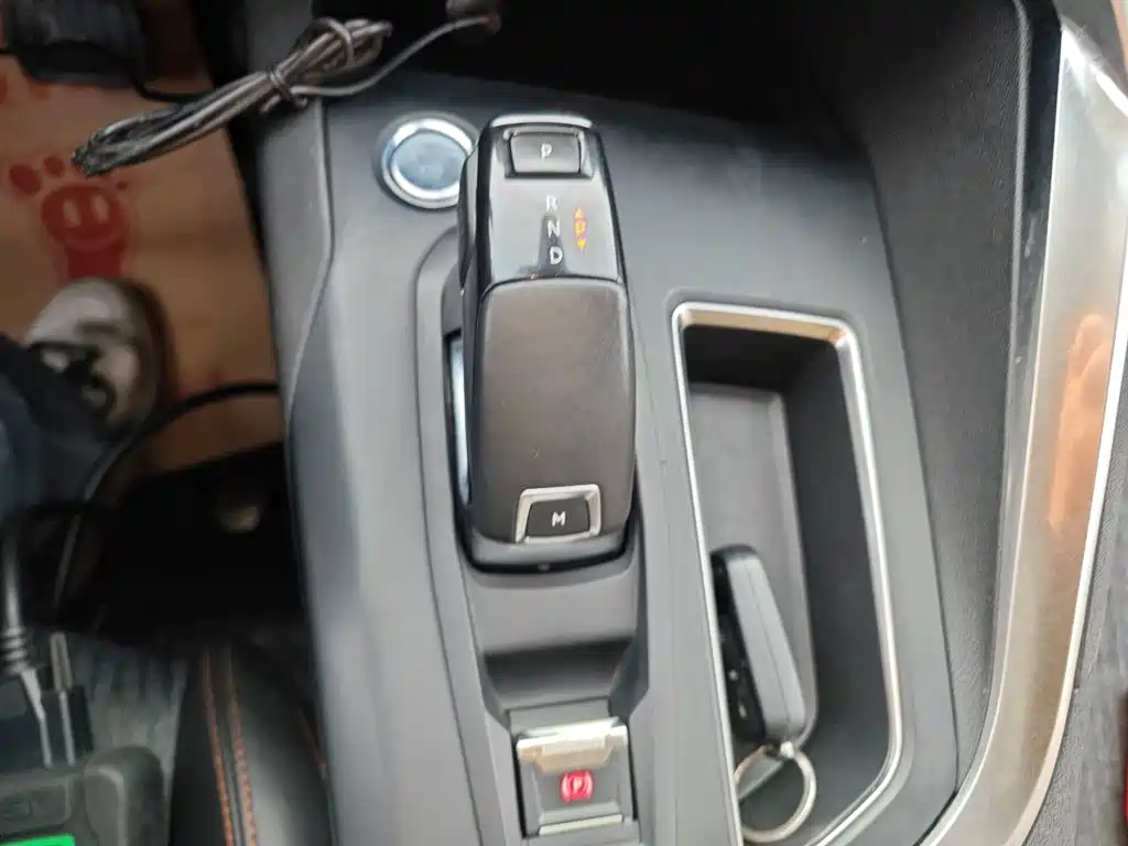 Peugeot 5008 2017 350THP 7-seat Elite Edition фото 14