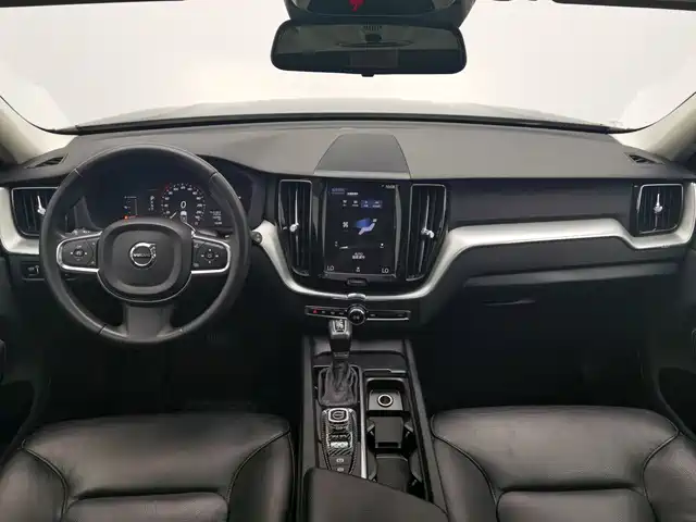 Volvo XC60 2019 T5 4WD Intelligent Ease China VI — фото 5