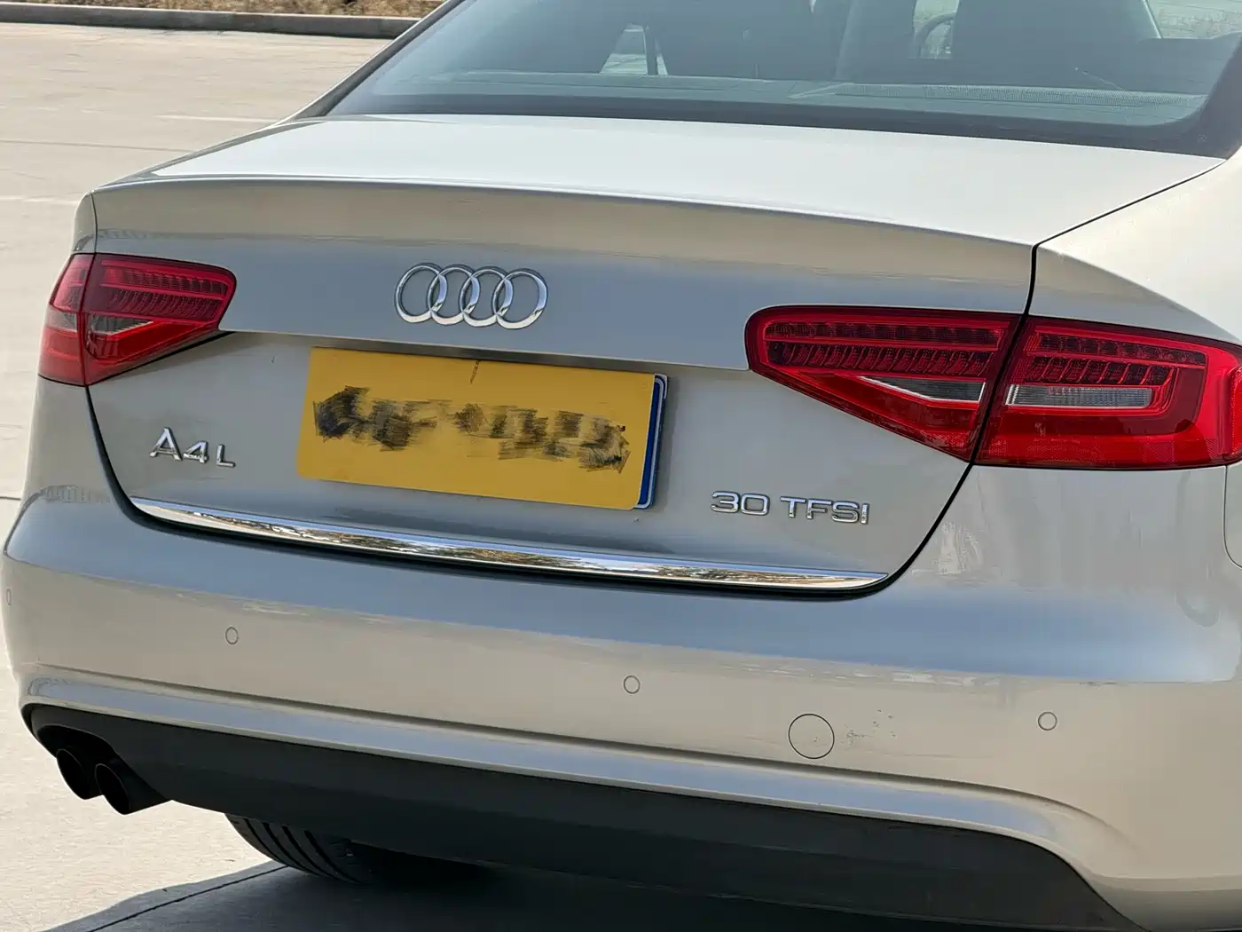 Audi A4L 2016 30 TFSI Collector's Edition Automatic Comfort фото 5
