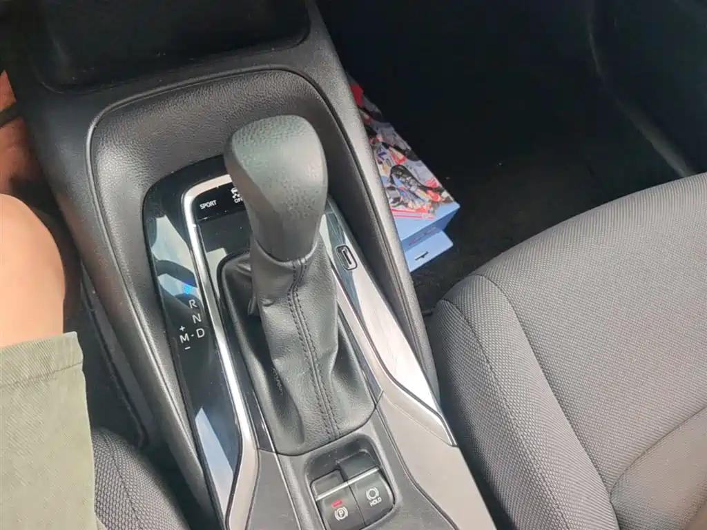 Toyota Levin 2021 185T CVT Luxury Edition фото 14