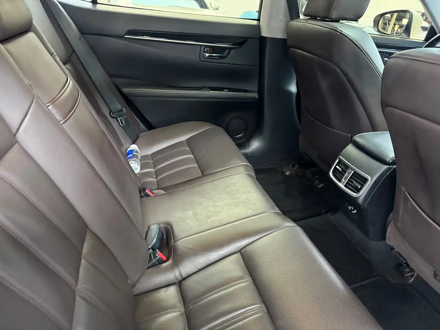 Lexus ES 2017 200 30th Anniversary Edition фото 15