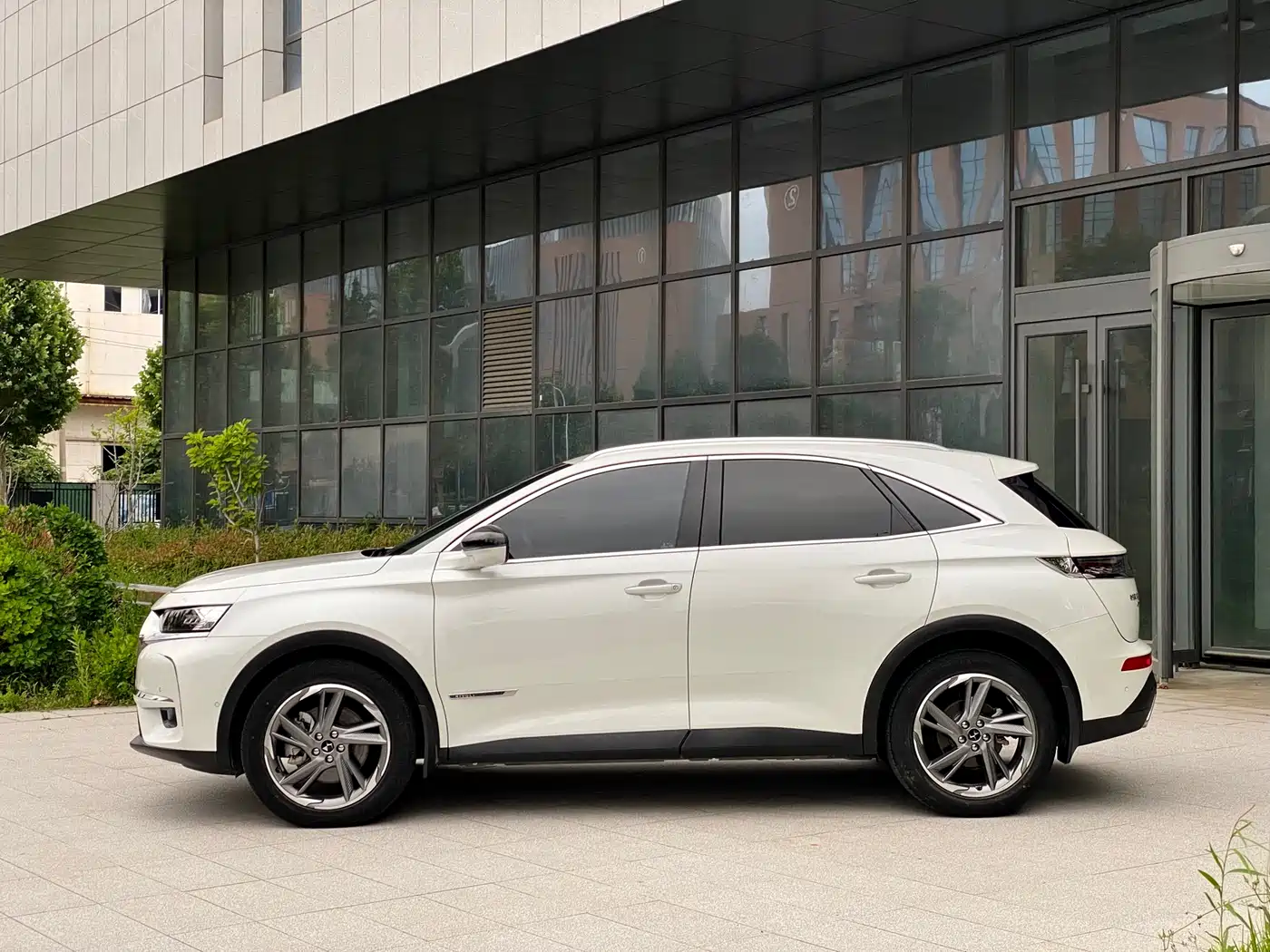 DS 7 2018 45THP Sport Pioneer Edition фото 10