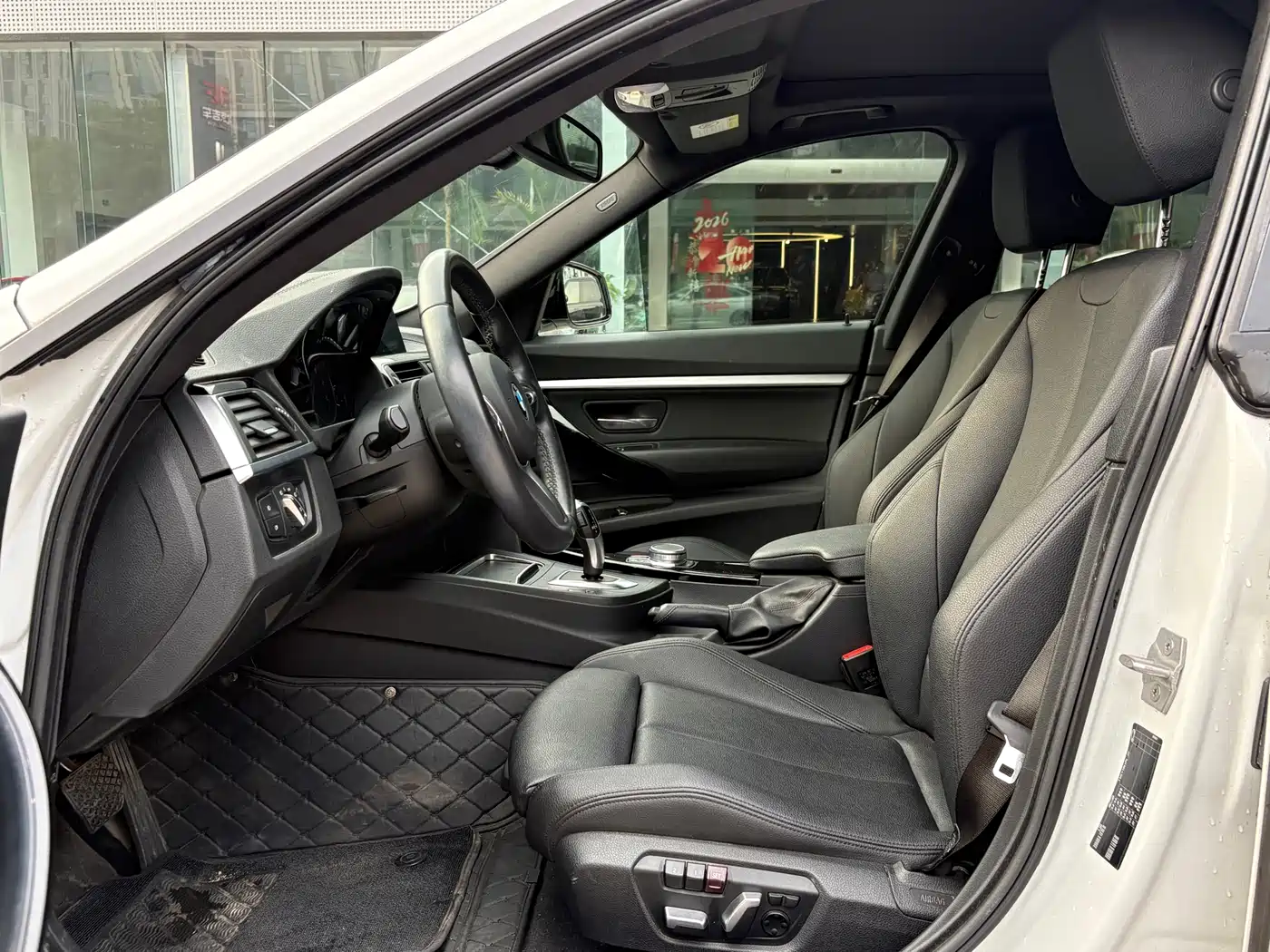 BMW 3 Series GT 2020 320i M Sport Package фото 4