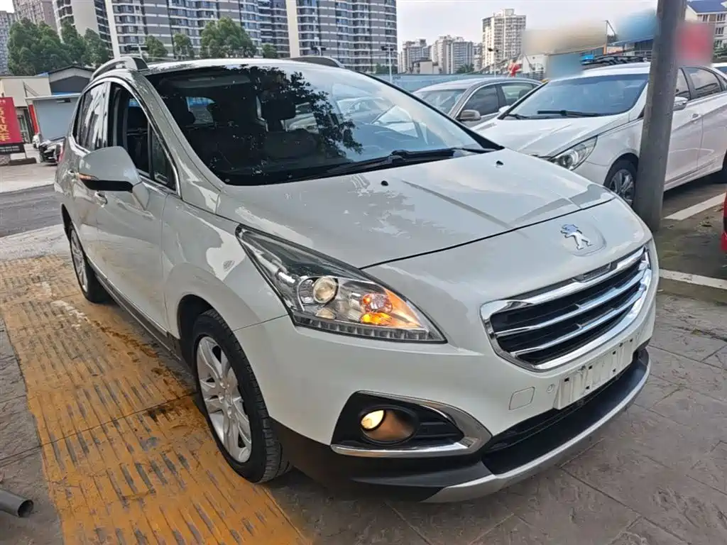 Peugeot 3008 2015 1.6THP Automatic Top Style Edition фото 4