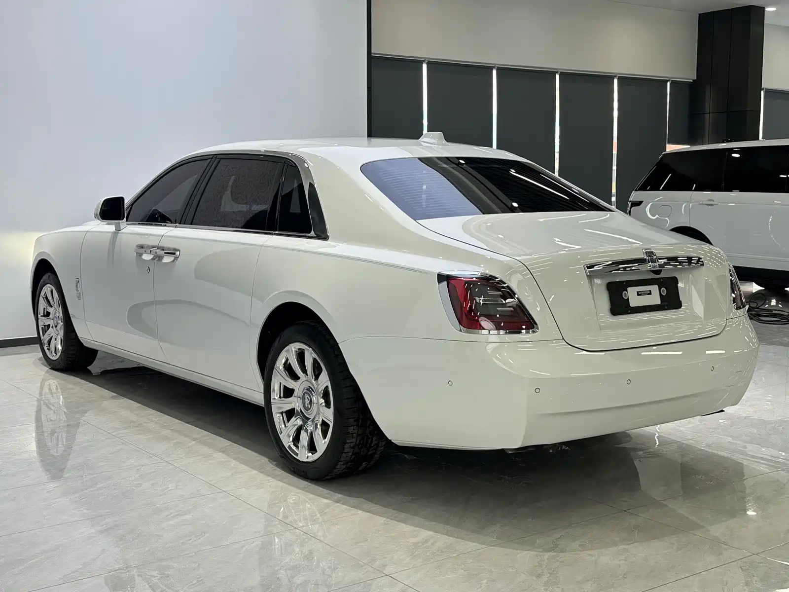 Фото 7 - Rolls-Royce Ghost