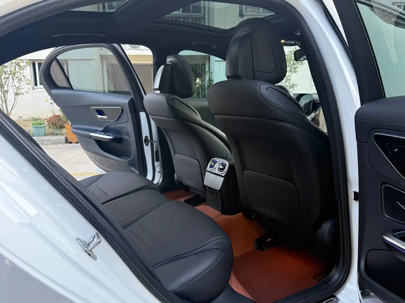Mercedes-Benz C-Class 2022 C 260 L Sport Edition фото 9