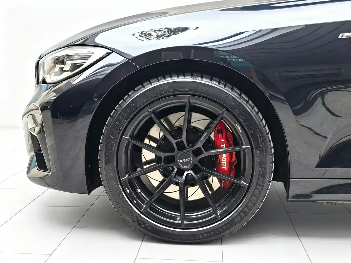 BMW 3 Series 2021 325Li M Sport Night Edition фото 6