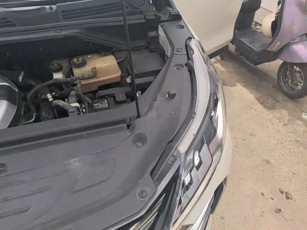 SAIC Maxus Maxus G50 2023 2023 Model PLUS 1.5T Happiness Recommended Auto Cruise Edition