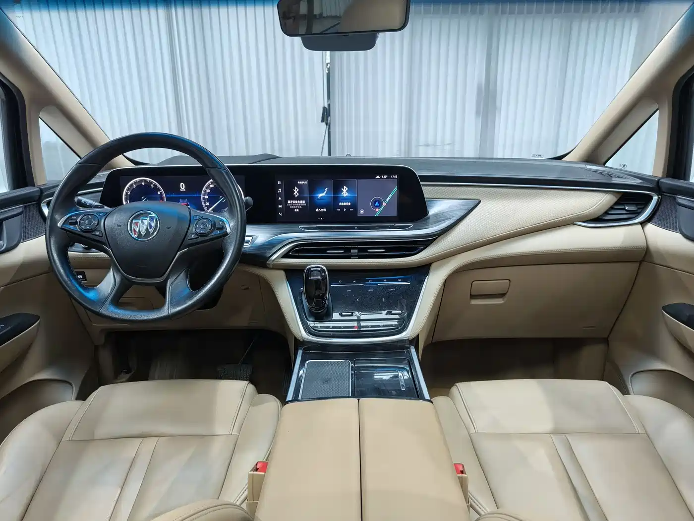 Buick GL8 2021 ES Landlord 653T Premium фото 15
