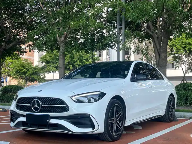 MERCEDES-BENZ CLASS C