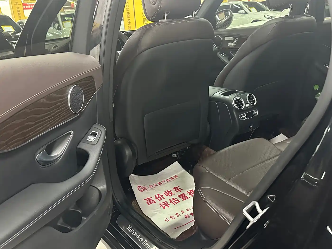 Mercedes-Benz GLC 2021 GLC 260 L 4MATIC Luxury фото 4