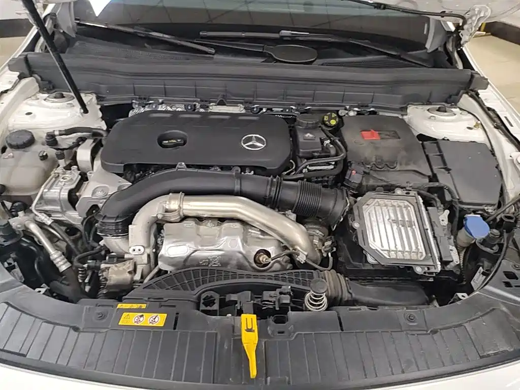 Mercedes-Benz GLB 2024 GLB 220 Dynamic фото 20