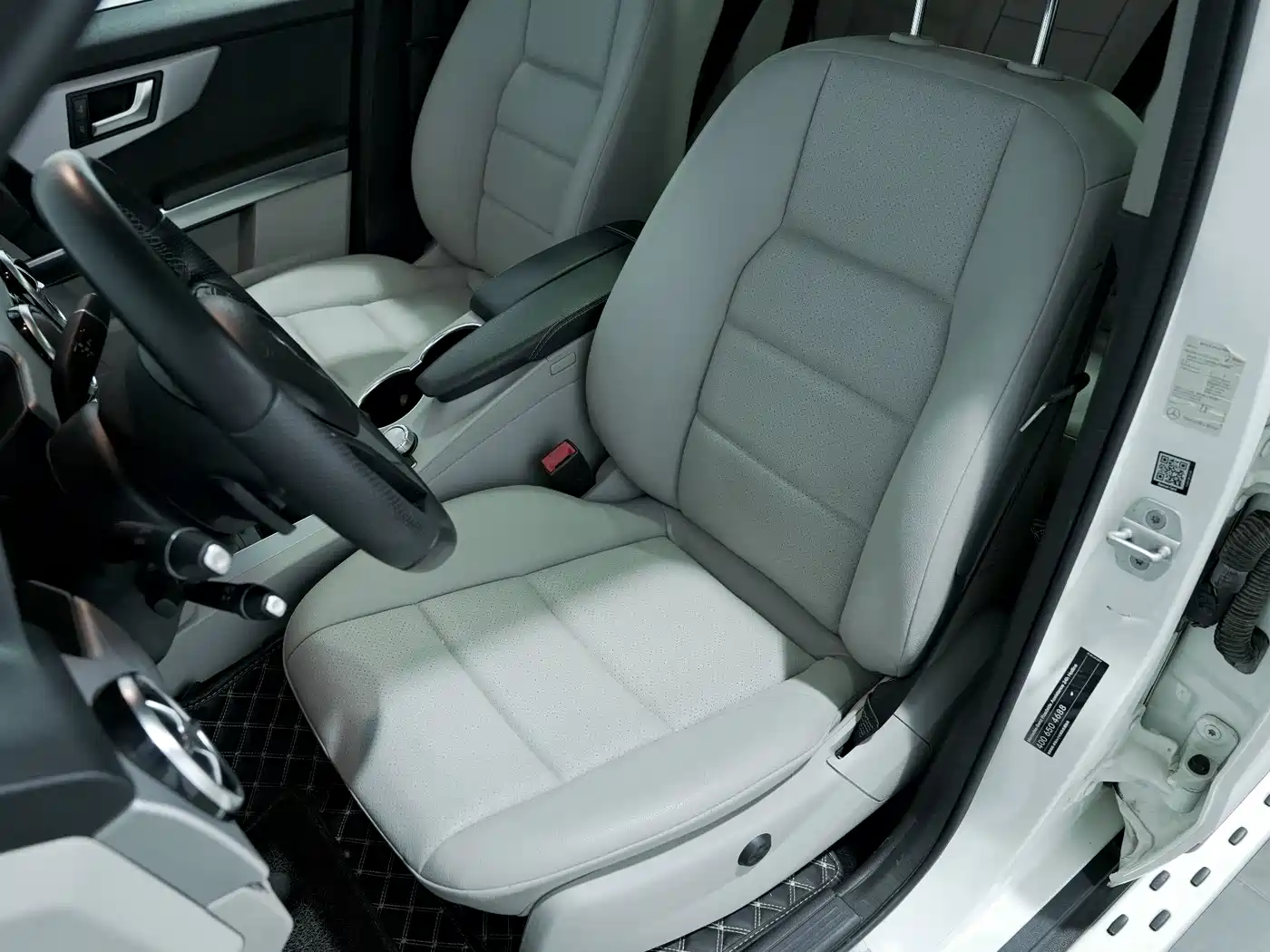 Mercedes-Benz GLK-Class 2013 Facelift GLK 300 4MATIC Fashion фото 9