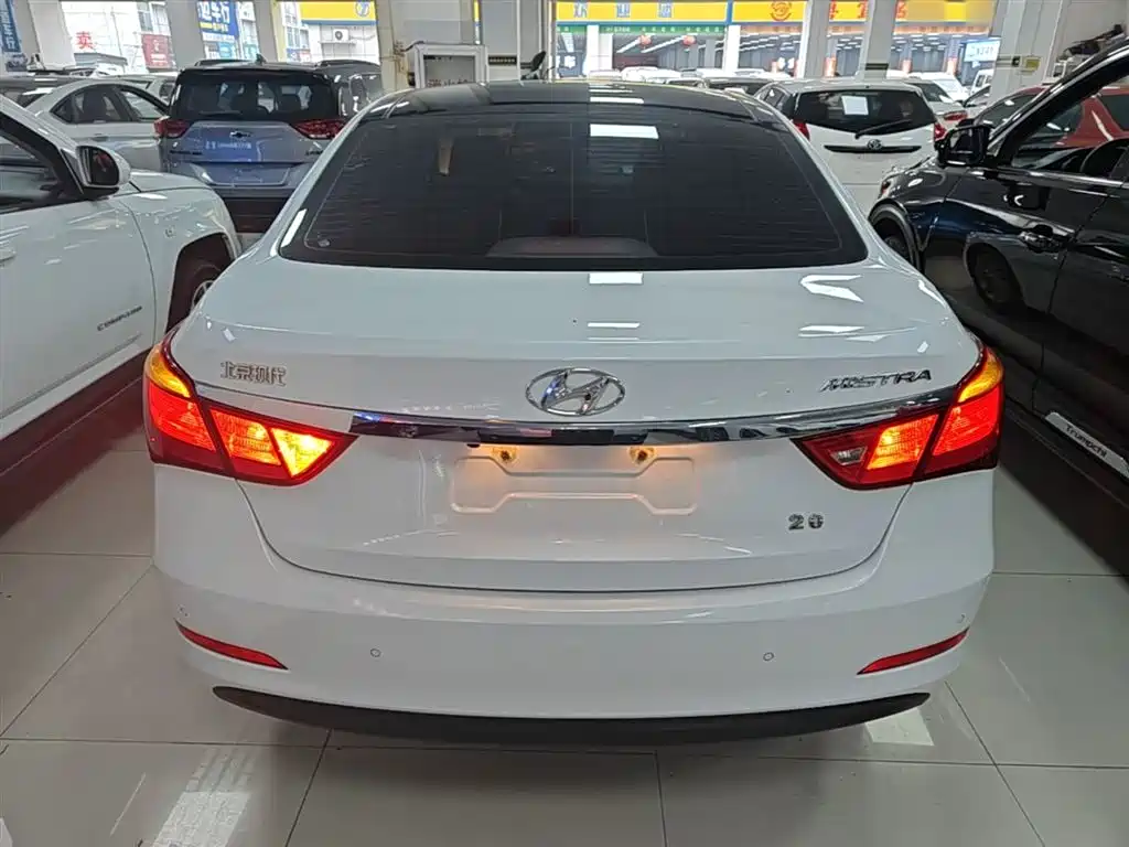 Hyundai Mistra 2014 1.8L Auto Smart GLS фото 6