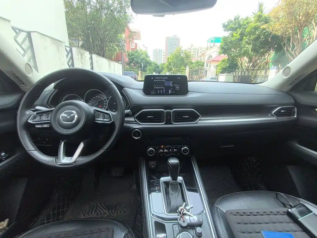 Photo 10 - Mazda CX-5