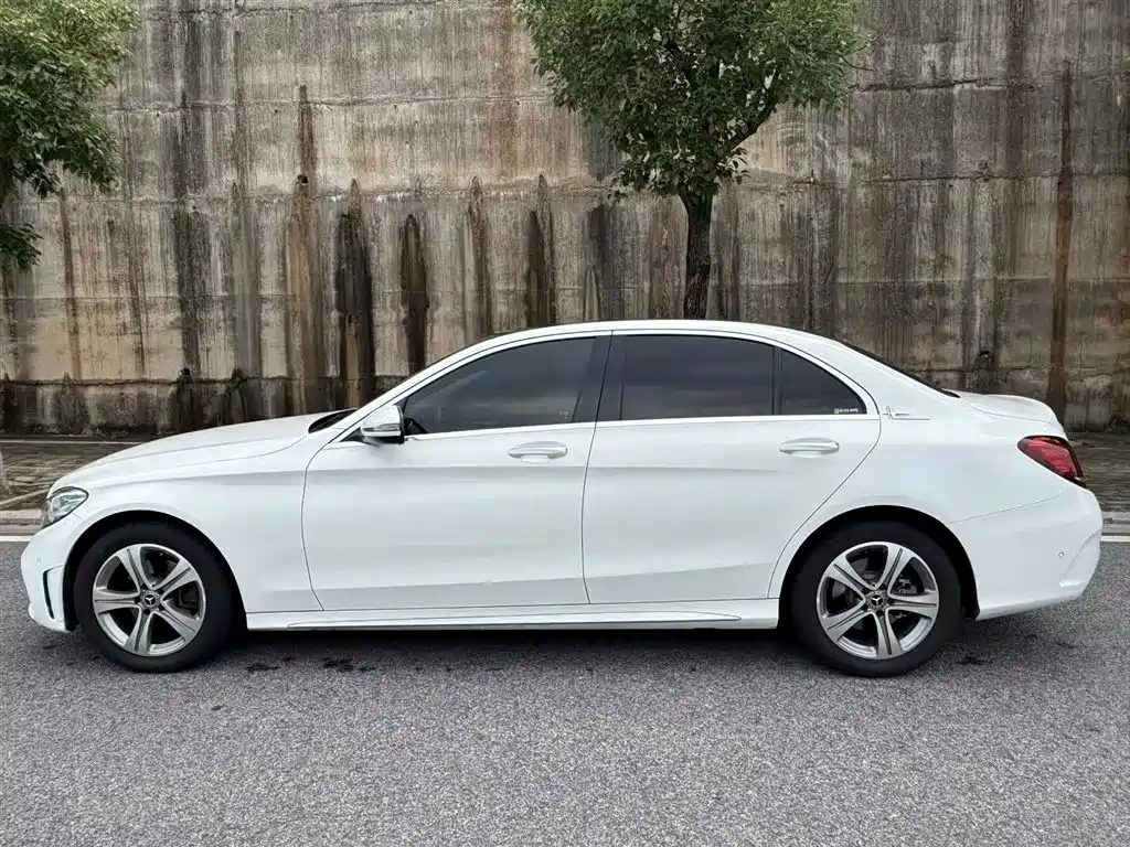 Mercedes-Benz C-Class 2020 Facelift C 260 L Sport фото 5