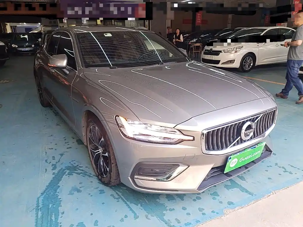 VOLVO S60