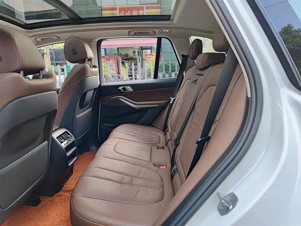 BMW X5 (Import) 2019 xDrive40i M Sport Package фото 8