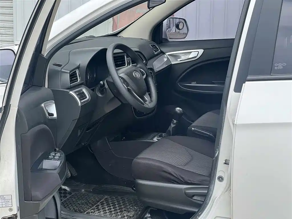 FAW Junpai D60 2016 2016 1.5L Manual Standard